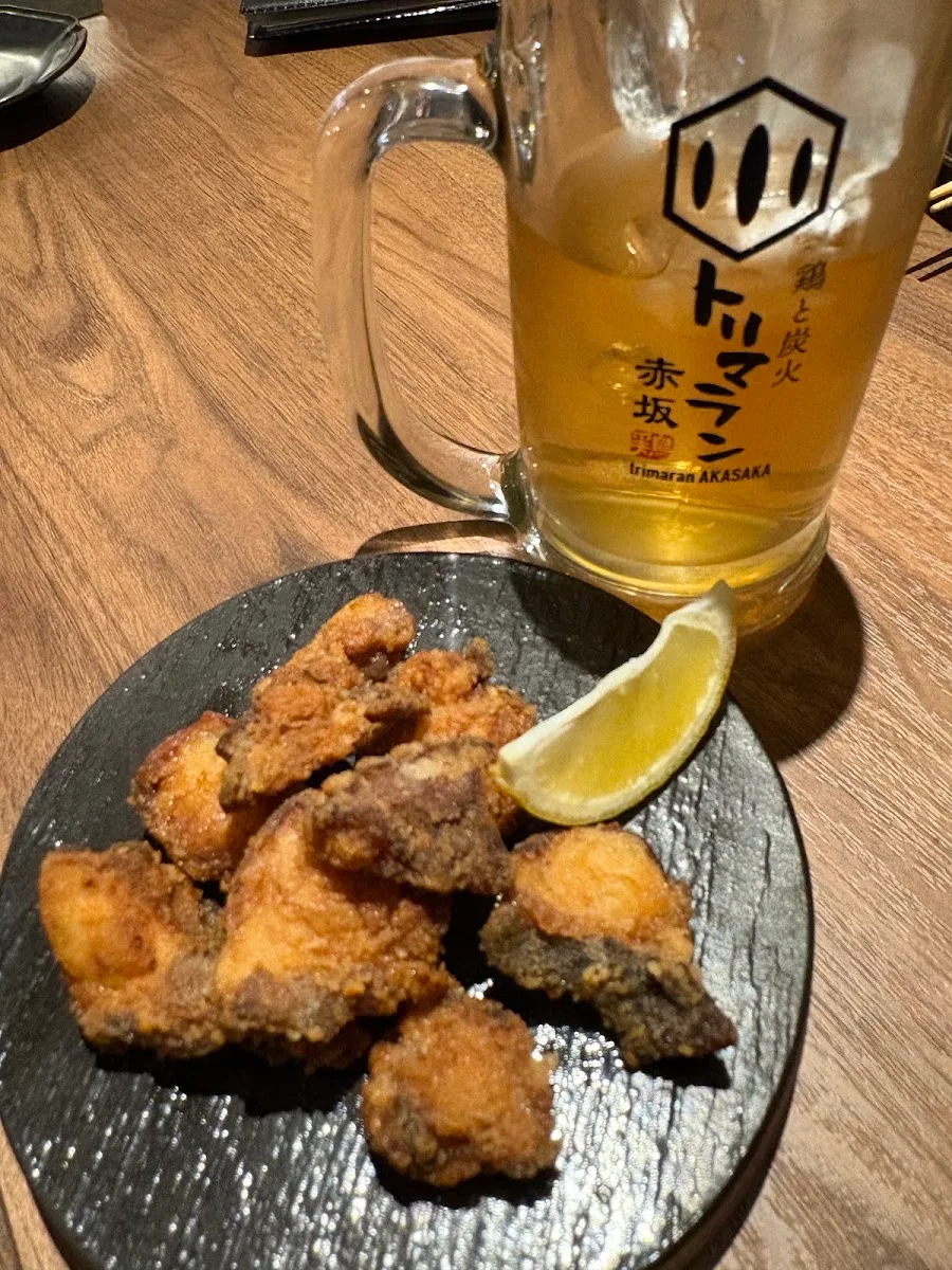 鶏と炭火 トリマラン赤坂 · 2